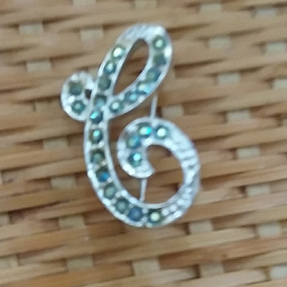 Initial Pin. C for cute! - Picture 2 of 3